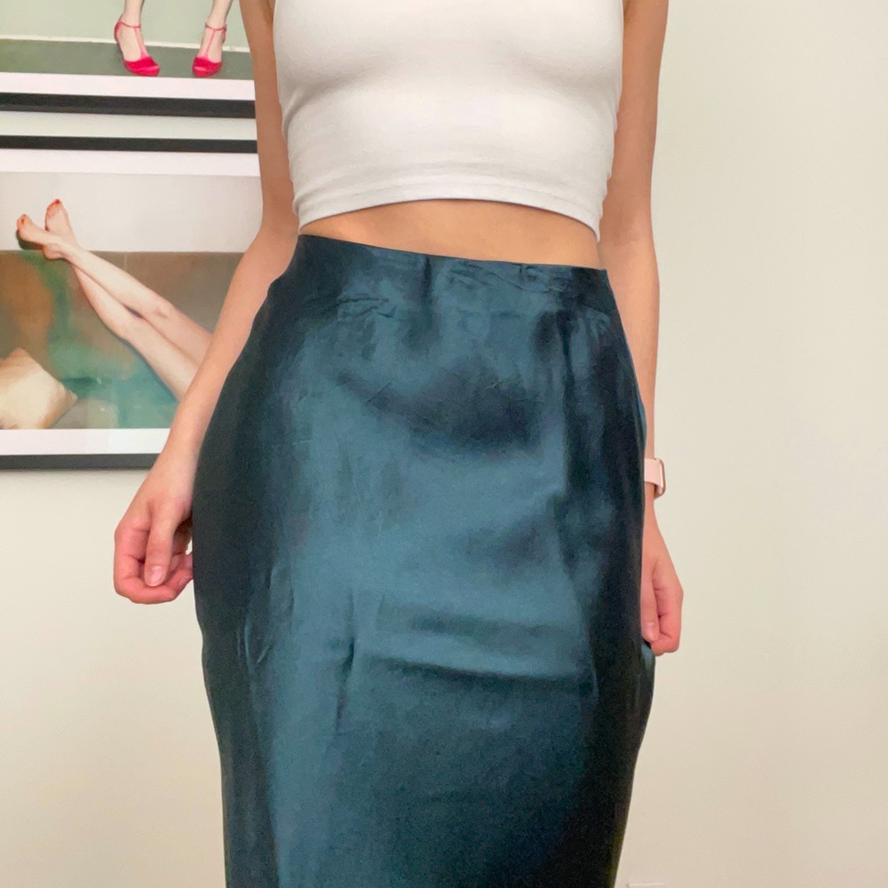 Babaton satin midi skirt